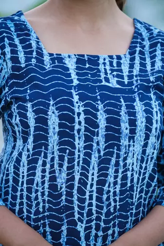 Women'S Tie & Dye Printed Regular Top (Blue)