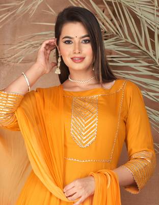 Mustard gota patti rayon kurta set 6