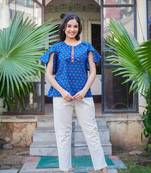 Women'S Blue Cotton Floral Printed Top (Blue)