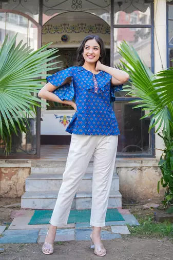 Women'S Blue Cotton Floral Printed Top (Blue)