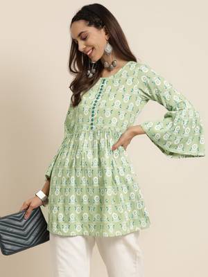 Women'S Rayon Floral Printed Flared Short Kurti (Green) 2