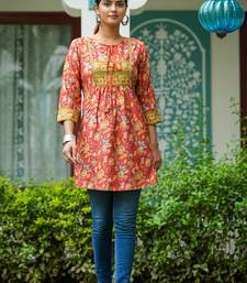 Women'S Floral Placement Printed Short Kurti (Red)