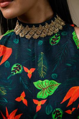 Green flaming lily copyright print hand embroidered flared jumpsuit 3