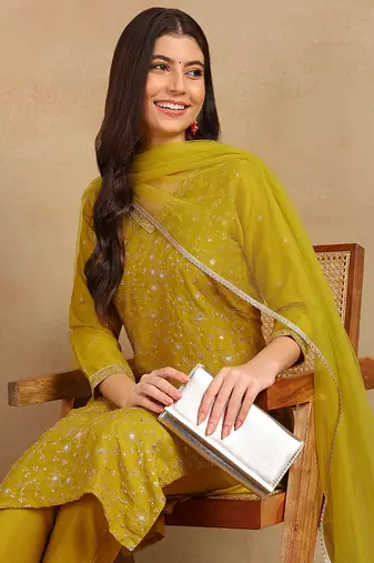 women mustard silk blend solid embroidered straight kurta trouser with dupatta