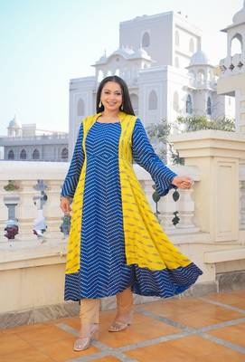 Women'S Plus Size Rayon Geometric Print Anarkali Kurti (Multi) 3