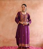 Aafna chikankari chanderi straight kurta set