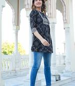 Women'S Cotton Bandhej Printed Short Kurti (Black)