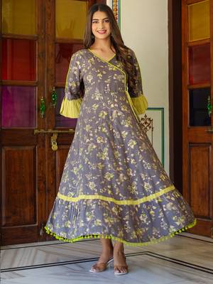 Women'S Floral Printed Anarkali Kurti(Grey) 4