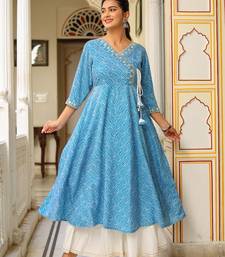 Women'S  Lehariya Printed Anarkali Kurti(Blue)