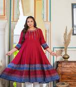 Women'S Plus Size Rayon Embroidered Anarkali Kurta (Maroon)