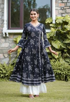 Women'S Rayon Floral Printed Anarkali Kurti (Black) 2