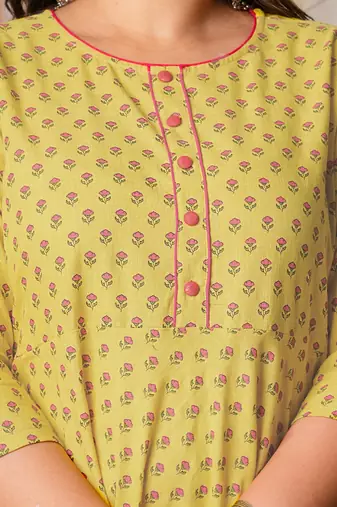 Women'S Plus Size Floral Printed Anarkali Kurti (Yellow)