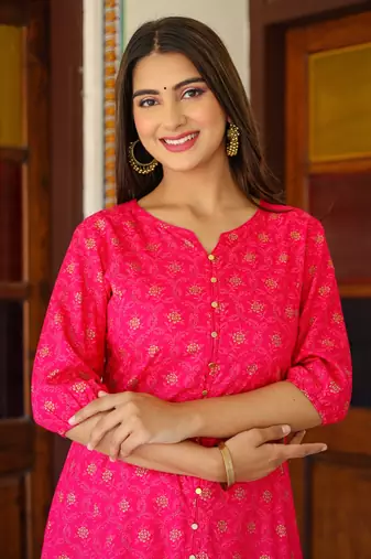 Women'S Floral Gold Printed Anarkali Kurti (Pink)