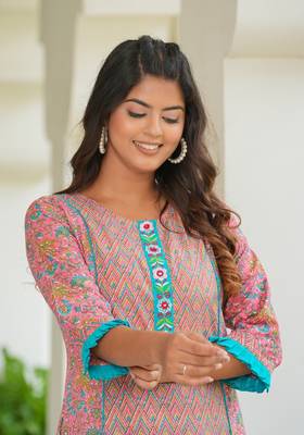 Women'S Embroidered Floral Printed A-Line Kurta (Pink) 5