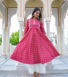 Women'S Rayon Floral Printed Anarkali Kurti (Red)