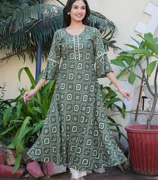 Women'S Rayon Bandhej Printed A-Line Kurta (Green)