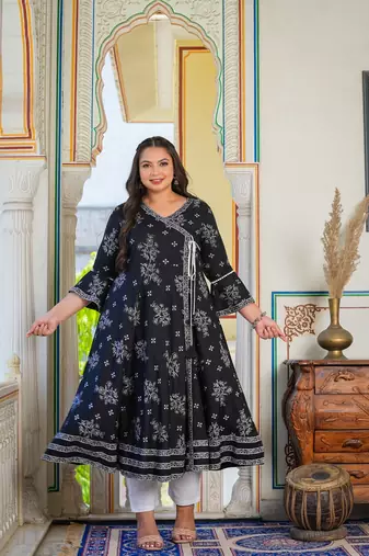 Women'S Plus Size Rayon Floral Printed Anarkali Kurti (Black)