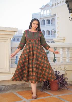 Women'S Floral Printed Pintucks Anarkali Kurta (Green) 1