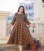 Women'S Floral Printed Pintucks Anarkali Kurta (Green)