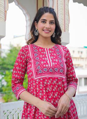 Women'S Rayon Floral Printed Anarkali Kurti (Red) 4