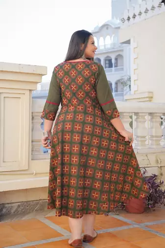 Women'S Floral Printed Pintucks Anarkali Kurta (Green)