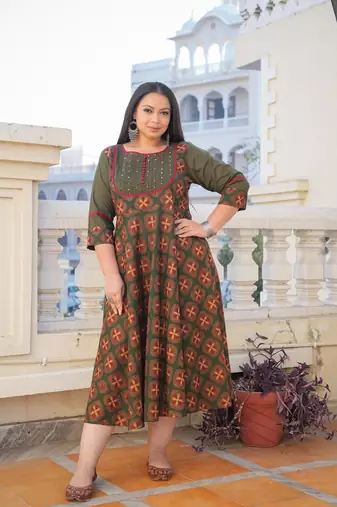 Women'S Floral Printed Pintucks Anarkali Kurta (Green)