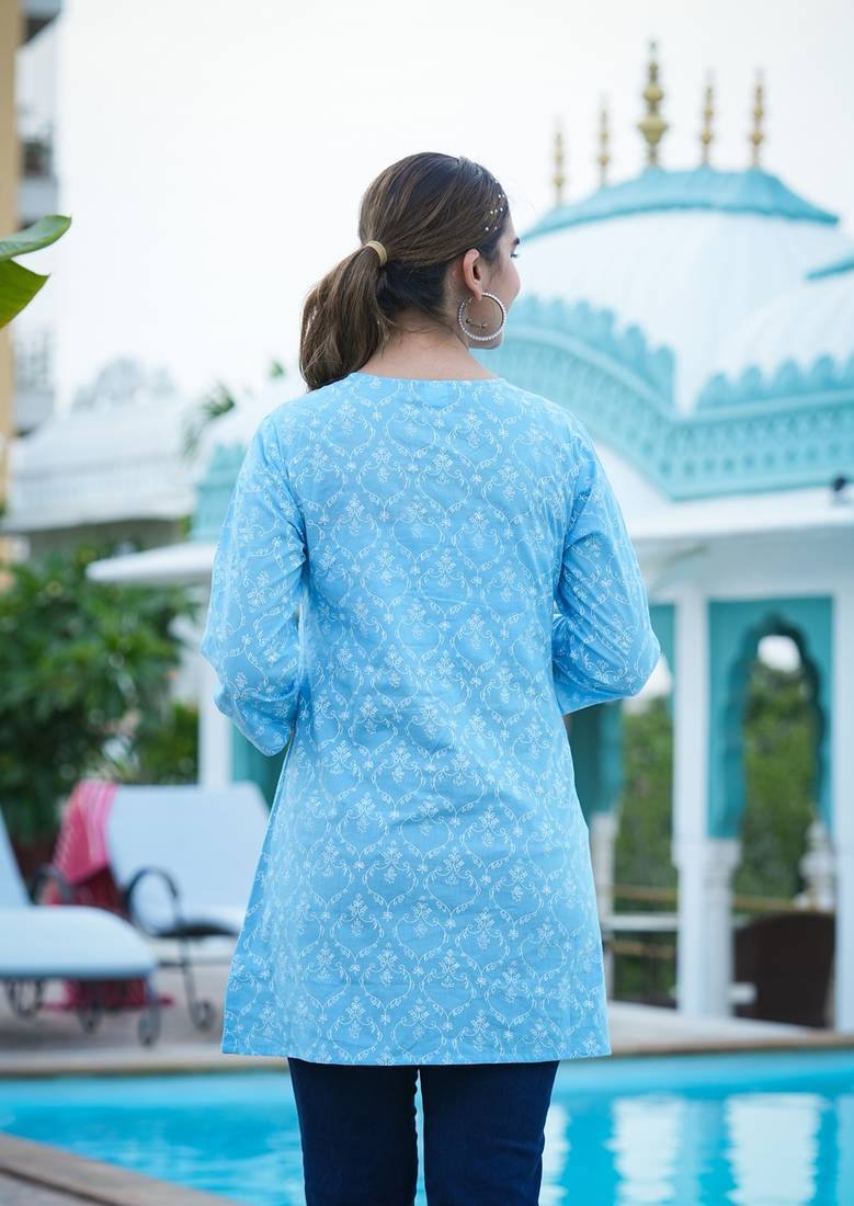 Women'S Cotton Floral Printed Short Kurti (Blue)