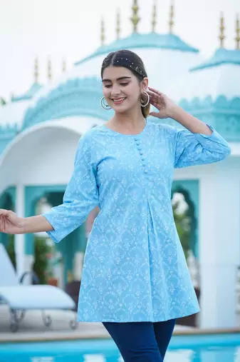 Women'S Cotton Floral Printed Short Kurti (Blue)