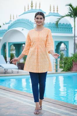 Women'S Cotton Floral Printed Short Kurti (Orange) 1