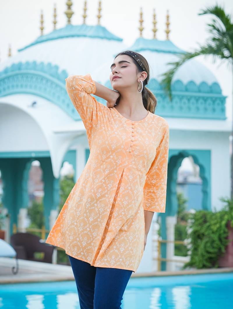 Women'S Cotton Floral Printed Short Kurti (Orange)