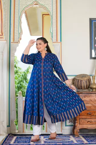 Women'S Plus Size Rayon Ikat Printed Anarkali Kurta (Blue)