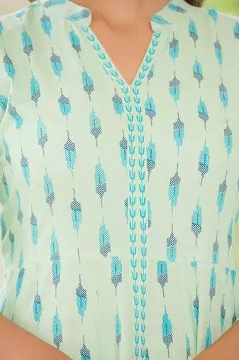 Women'S Rayon Ikat Printed Anarkali Kurta (Green)