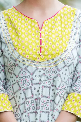 Women'S Cotton Geomatrical Printed Anarkali Kurti (Multi)