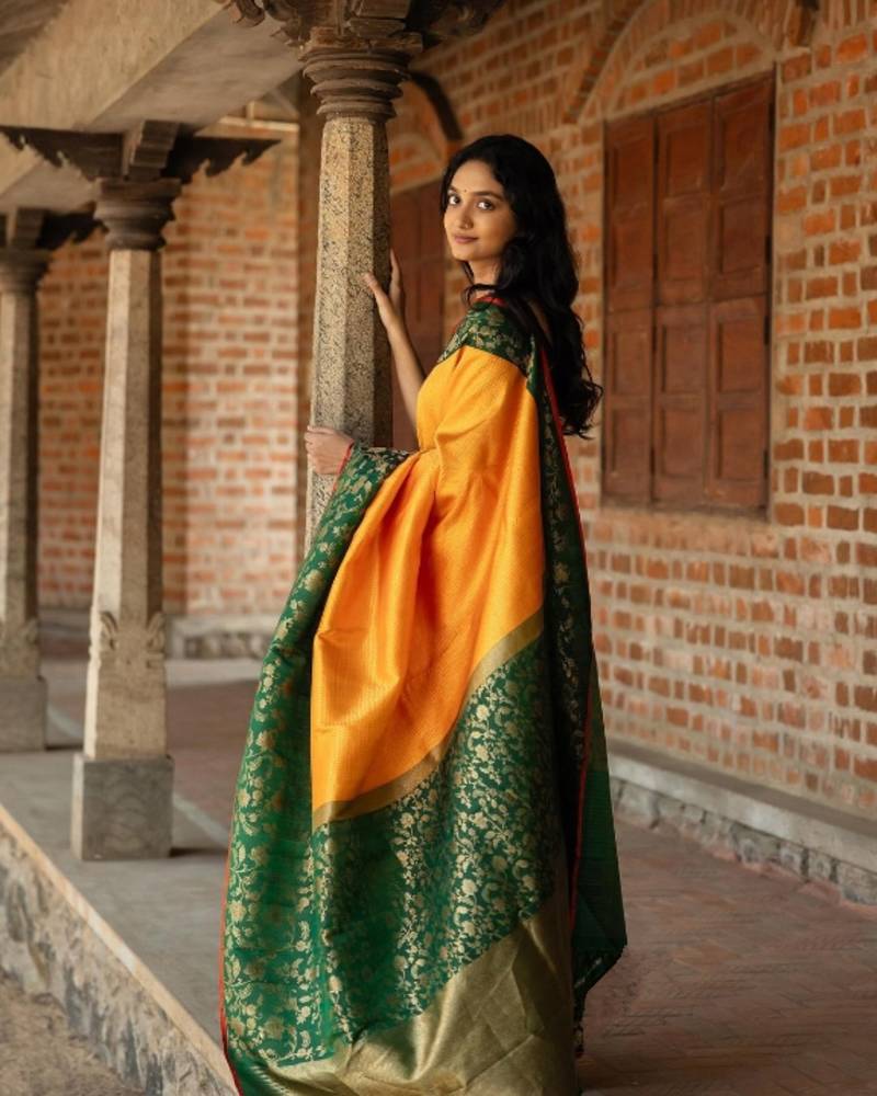 Multy Color silk Blend Sarees With Blouse