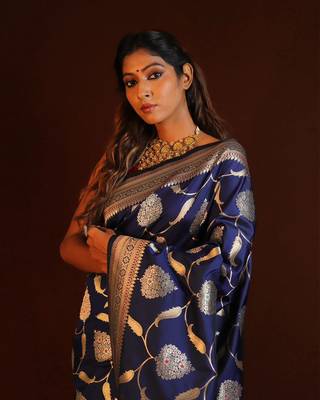 Navyblue Color silk Blend Sarees With Blouse 4