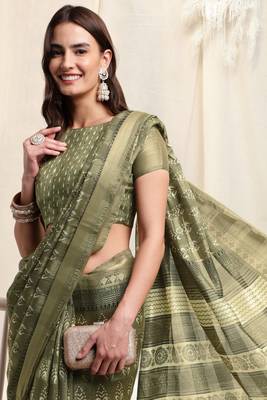 Olive Green Cotton Blend Block Print Geometric Print Woven Copper Zari Border Tassels Saree With Unstitched Blouse Piece 5