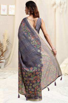 Dusty purple cotton blend floral print golden zari border tassels saree with unstitched blouse piece 3