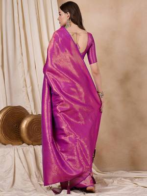 kanjivaram Zari silk woven with golden woven border saree 3