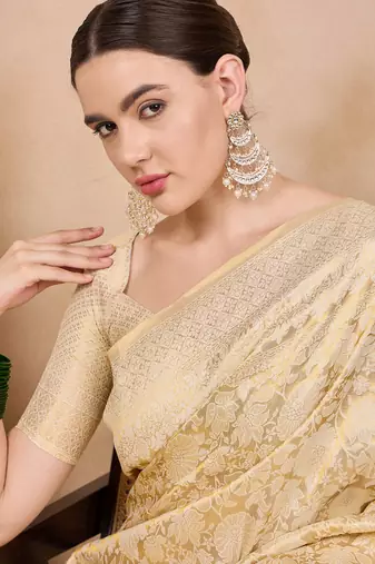 Riva enterprise women's kanjivaram silk blendwoven with golden woven border saree