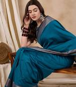 Riva Enterprise Women'S Cotton Silk Solid Print With Golden Woven Border Saree