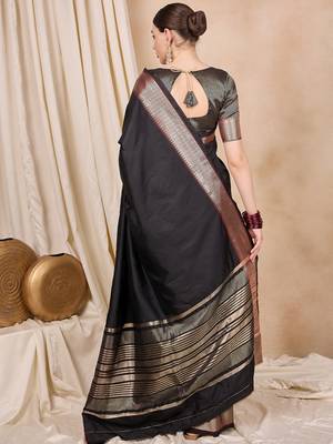 Riva Enterprise Women'S Cotton Silk Solid Print With Golden Woven Border Saree 2