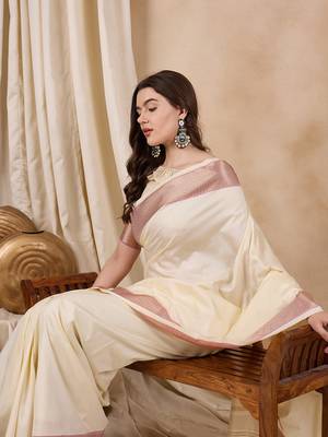 Riva Enterprise Women'S Cotton Silk Solid Print With Golden Woven Border Saree 1