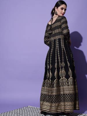 Black zig zag printed work rayon anarkali kurta 3