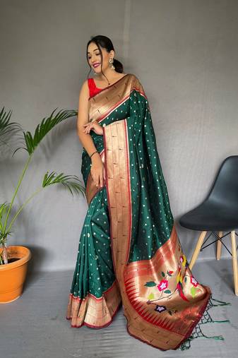 Green Color Paithani silk blend Saree With Paithani Rich Weaved Pallu And Contrast Blouse