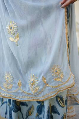 Women skyblue muslin  embroidered kurta pant & dupatta set 5
