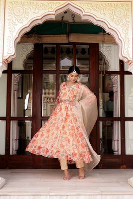 Women cream organza floral print & embroidered anarkali kurta  pant & dupatta set 3