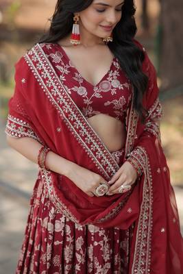 Designer Dyeable Viscose Jacquard Fabric Lehenga Choli & Dupatta Set 3