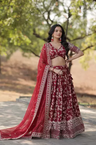 Designer Dyeable Viscose Jacquard Fabric Lehenga Choli & Dupatta Set