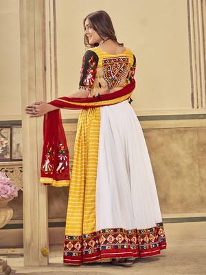 Multicolor Art Silk Embroidered Ghagra Choli 3