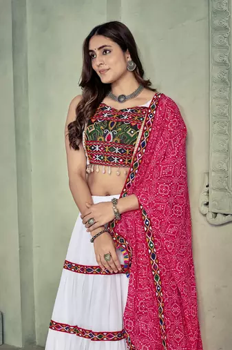 White Cotton Navratri Chaniya Choli with Kutch Embroidery & Bandhani Dupatta (Tie-Back)